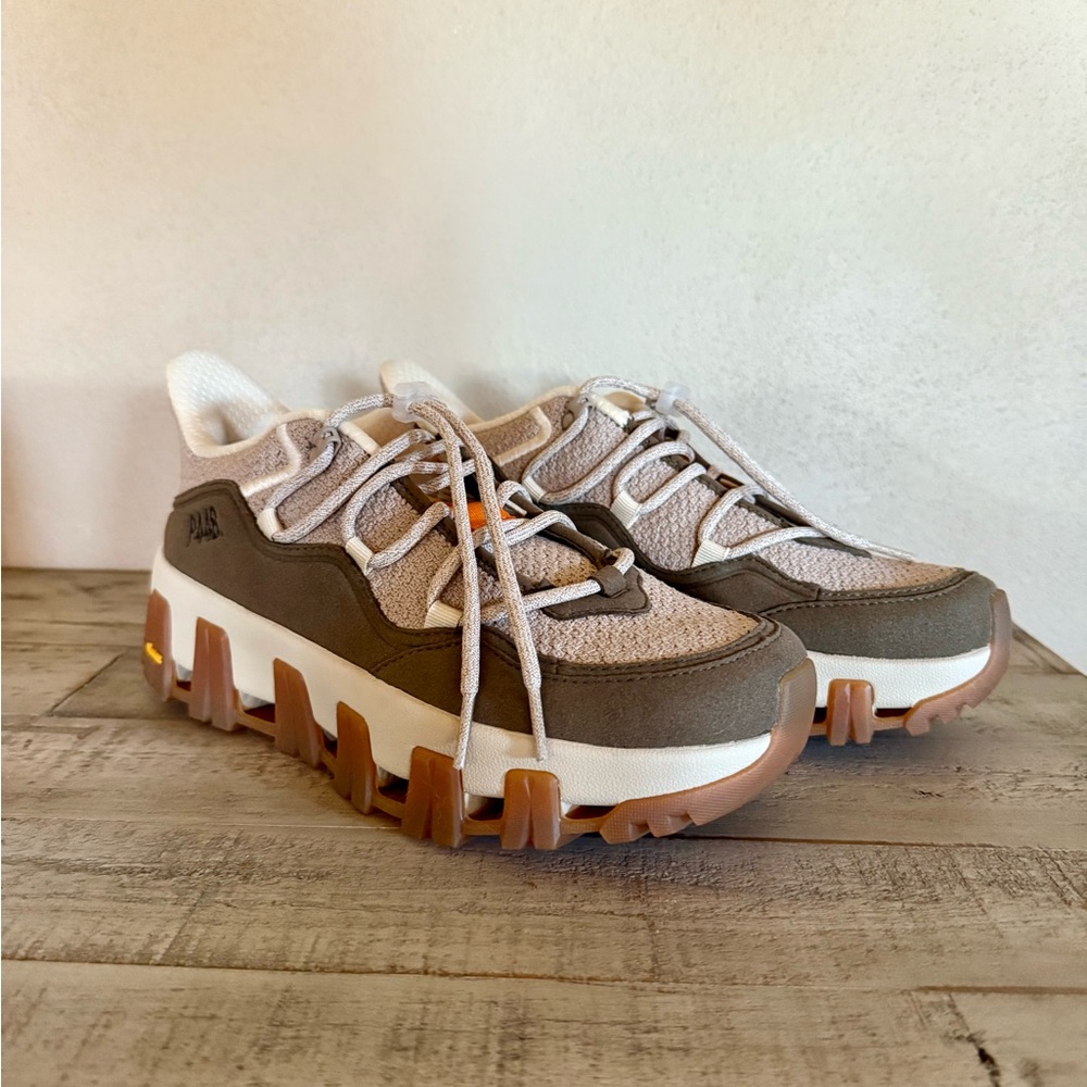 New! P448 Monalea Sneakers in Coffee, size 39